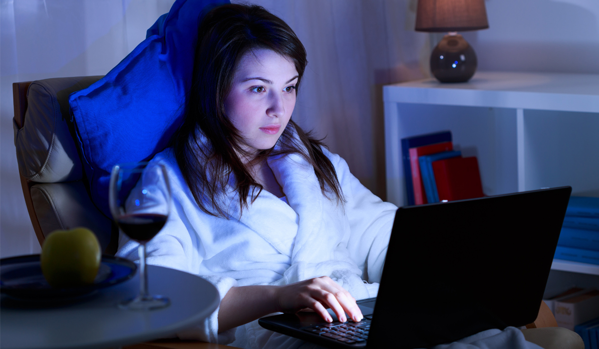 Night Owls May Have the Edge in Intelligence, Study Suggests